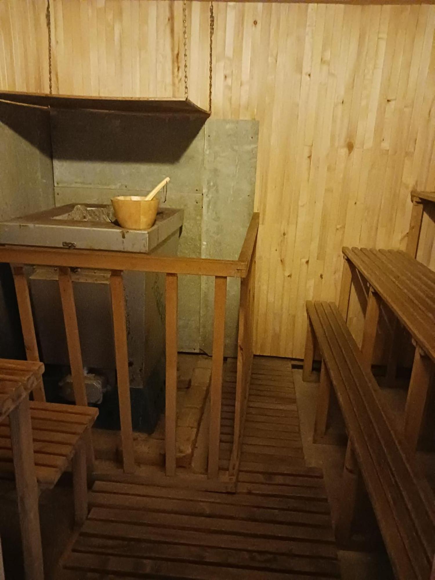 Hotel Albert - Retro Пасеки над Изероу Екстериор снимка